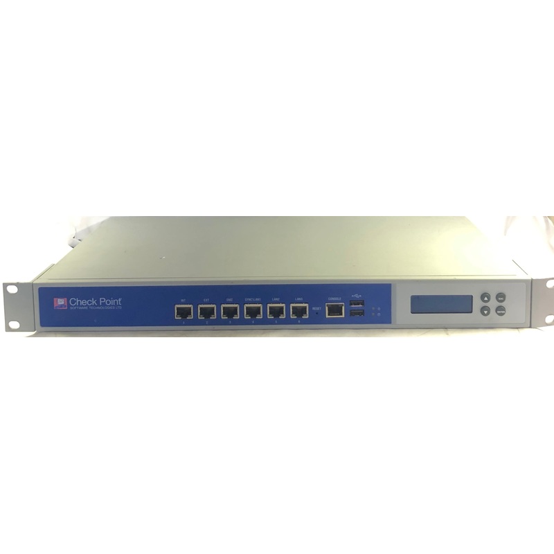 CheckPoint UTM-1 570 Gigabit Ethernet Security Router- U-20