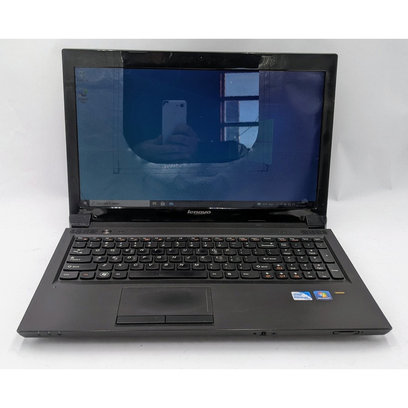 Lenovo IdeaPad B570 Laptop- 320GB HHD, 4GB RAM, Intel B950 CPU, Windows 10 Pro