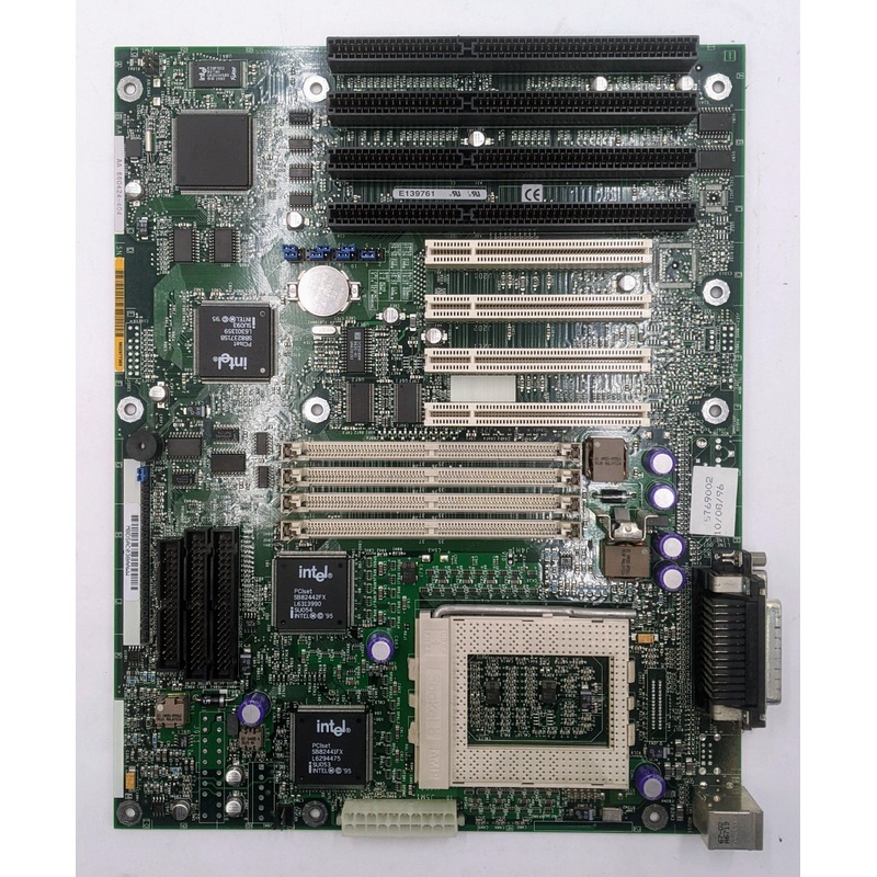 Intel Gateway 2000 Motherboard- AA 660424-404